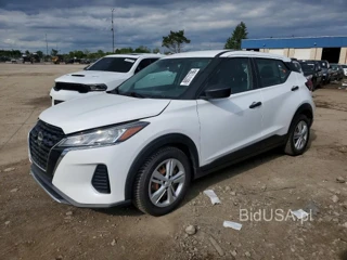 NISSAN KICKS S