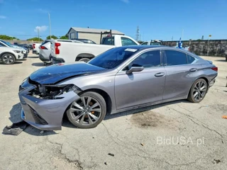 LEXUS ES 350 F SPORT