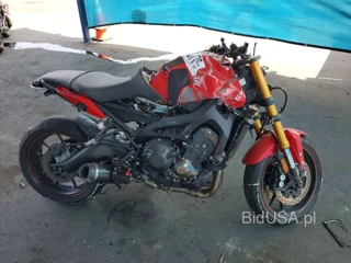 YAMAHA FZ09 C