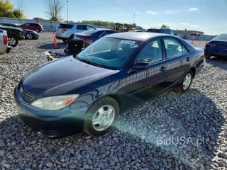 TOYOTA CAMRY LE V6