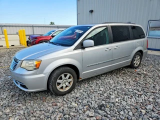 CHRYSLER TOWN & COUNTRY TOURING