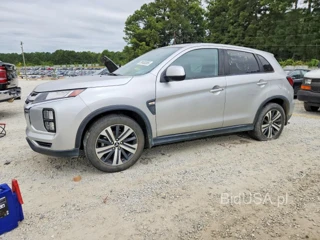 MITSUBISHI OUTLANDER SPORT ES