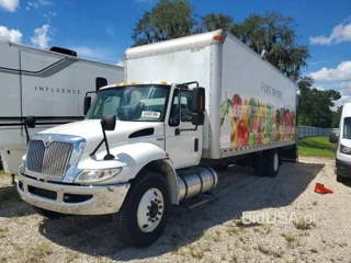 INTERNATIONAL 4300