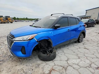 NISSAN KICKS SV