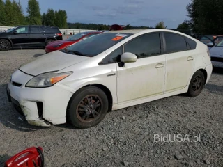 TOYOTA PRIUS THREE