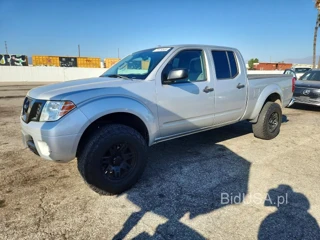 NISSAN FRONTIER SV
