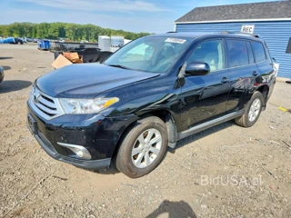 TOYOTA HIGHLANDER BASE