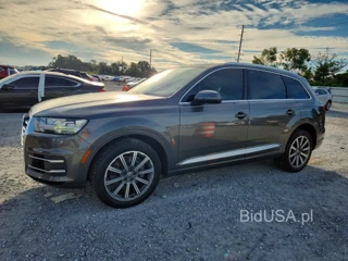 AUDI Q7 PREMIUM PLUS