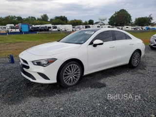 MERCEDES-BENZ CLA 250 4MATIC