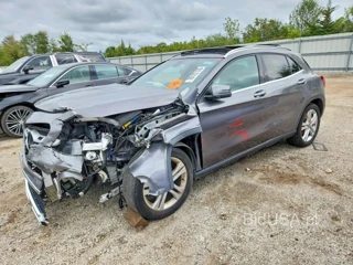 MERCEDES-BENZ GLA 250 4MATIC