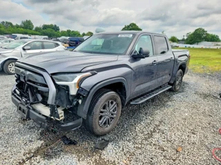 TOYOTA TUNDRA SR5