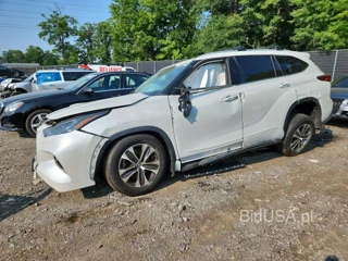 TOYOTA HIGHLANDER XLE