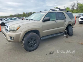 TOYOTA 4RUNNER SR5
