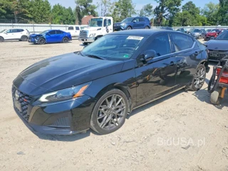NISSAN ALTIMA SR