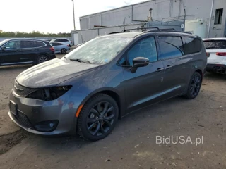 CHRYSLER PACIFICA LIMITED