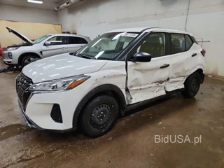 NISSAN KICKS S