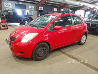 TOYOTA YARIS BASE