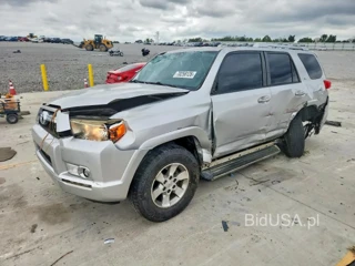 TOYOTA 4RUNNER SR5