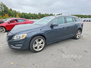 VOLVO V60 PREMIER