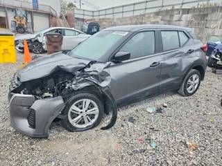 NISSAN KICKS S