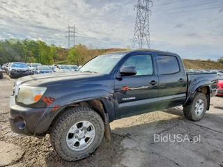 TOYOTA TACOMA V6