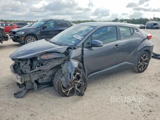 TOYOTA C-HR XLE