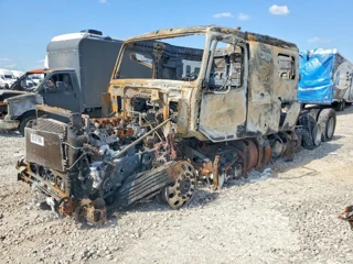 VOLVO VNL