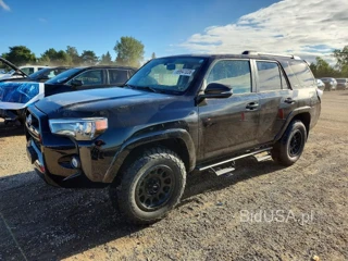 TOYOTA 4RUNNER SR5 PREMIUM