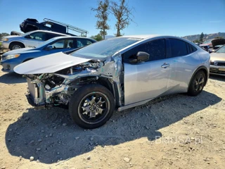 TOYOTA PRIUS LE