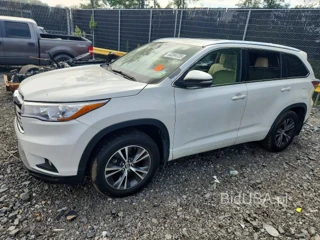 TOYOTA HIGHLANDER XLE