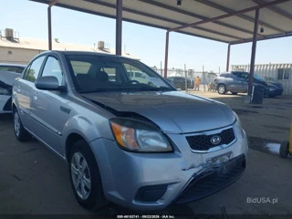 KIA KIA RIO LX