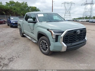 TOYOTA TOYOTA TUNDRA SR5 CREWMAX 5.5' BED