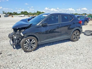 NISSAN KICKS SV
