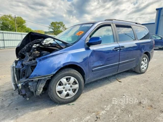 KIA SEDONA LX
