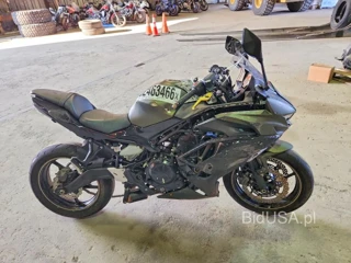KAWASAKI EX6