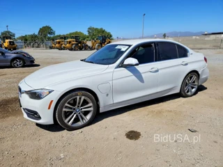 BMW 330E