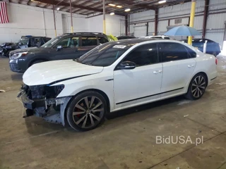 VOLKSWAGEN PASSAT GT