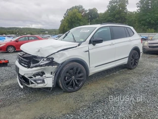 VOLKSWAGEN TIGUAN SE