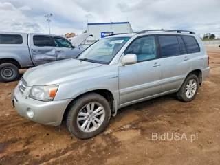 TOYOTA HIGHLANDER HYBRID