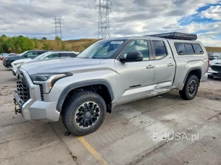 TOYOTA TUNDRA SR5