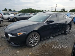MAZDA 3 PREFERRED