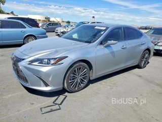 LEXUS ES 300H BASE