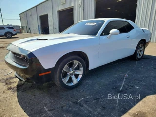 DODGE CHALLENGER SXT