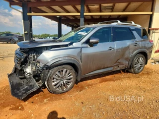 NISSAN PATHFINDER SL