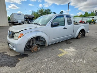 NISSAN FRONTIER SV V6
