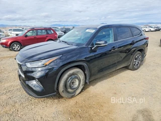 TOYOTA HIGHLANDER XLE