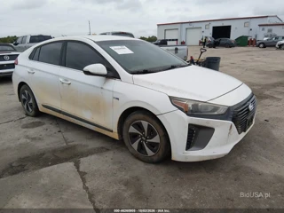 HYUNDAI HYUNDAI IONIQ HYBRID SEL