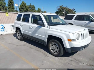 JEEP JEEP PATRIOT SPORT