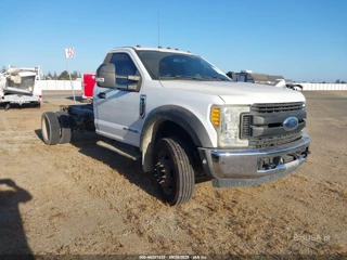 FORD FORD F-550 CHASSIS XL