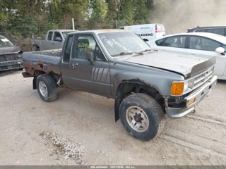 TOYOTA TOYOTA PICKUP XTRACAB RN67 SR5